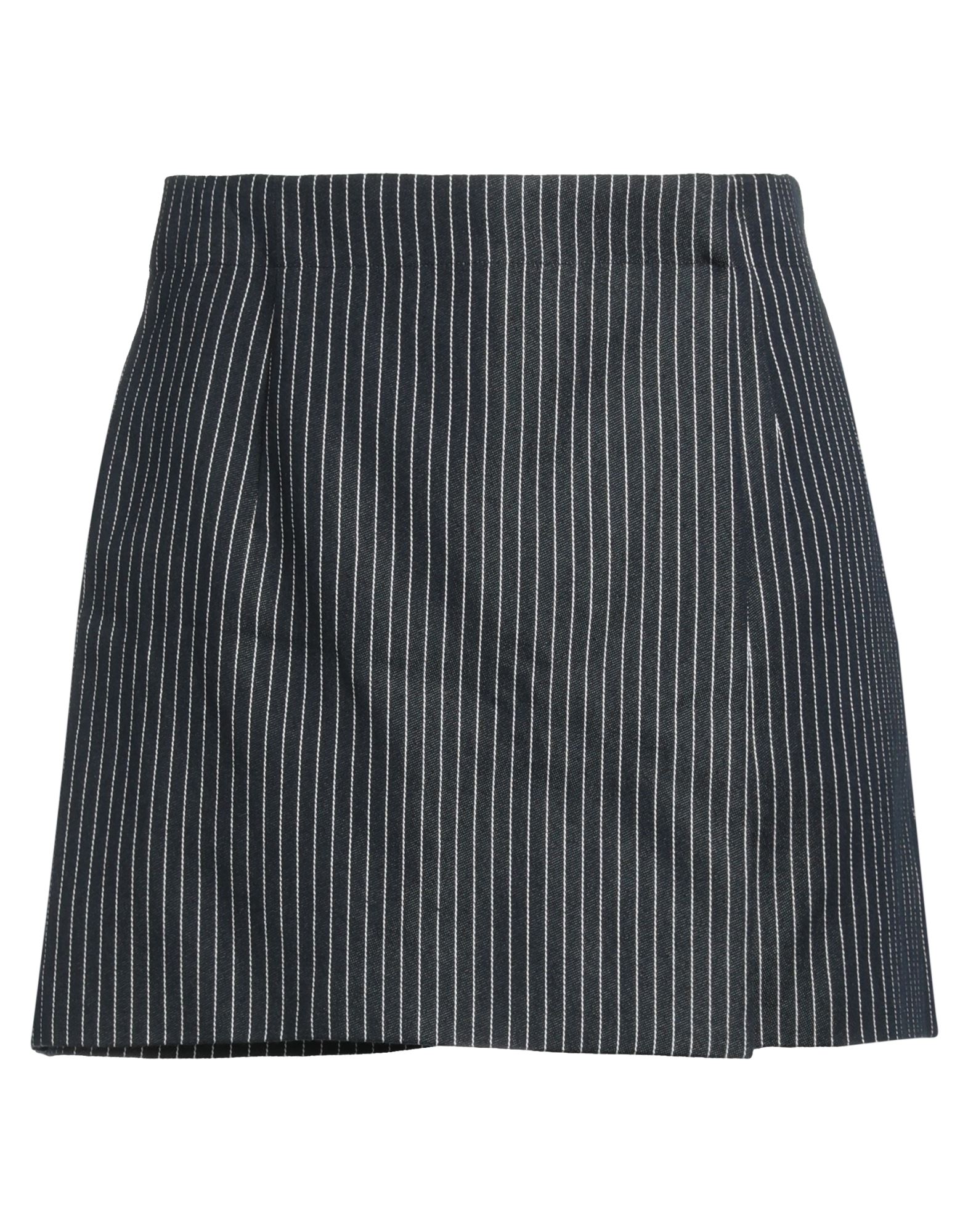 DIOR Shorts & Bermudashorts Damen Marineblau von DIOR