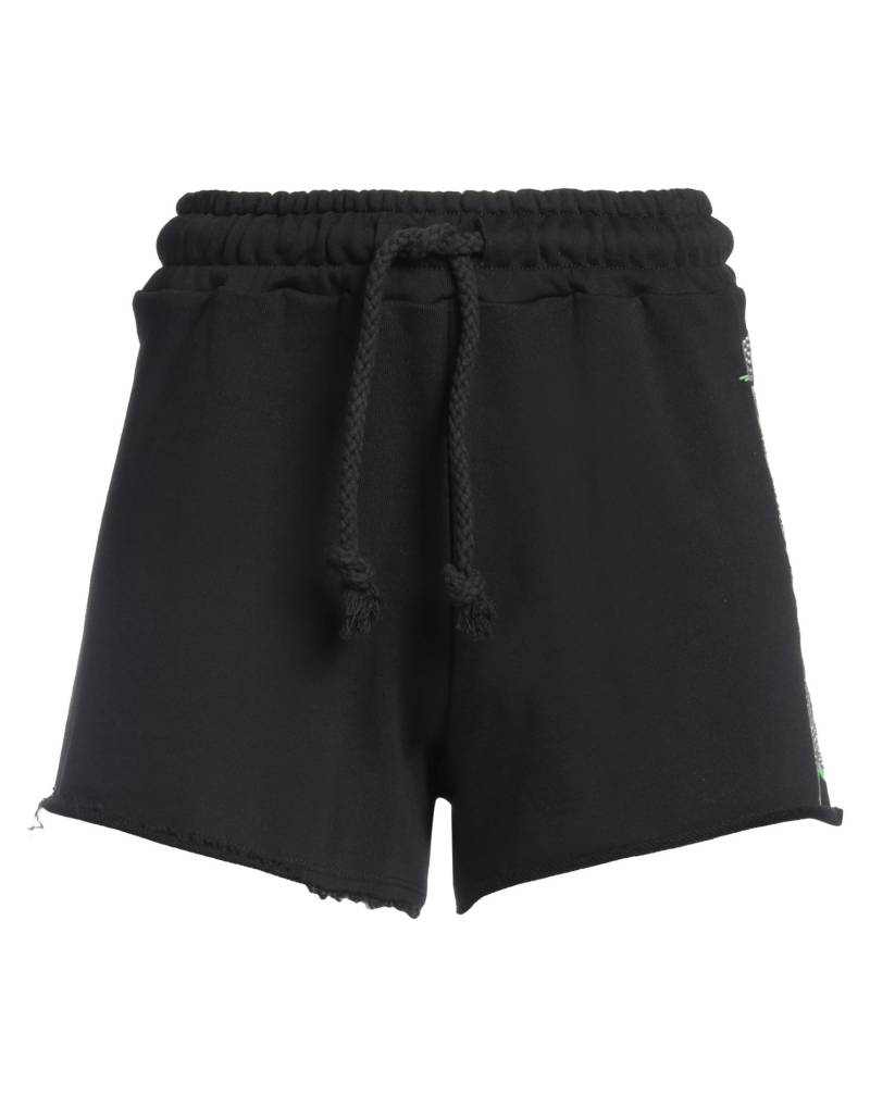 DISCLAIMER Shorts & Bermudashorts Damen Schwarz von DISCLAIMER