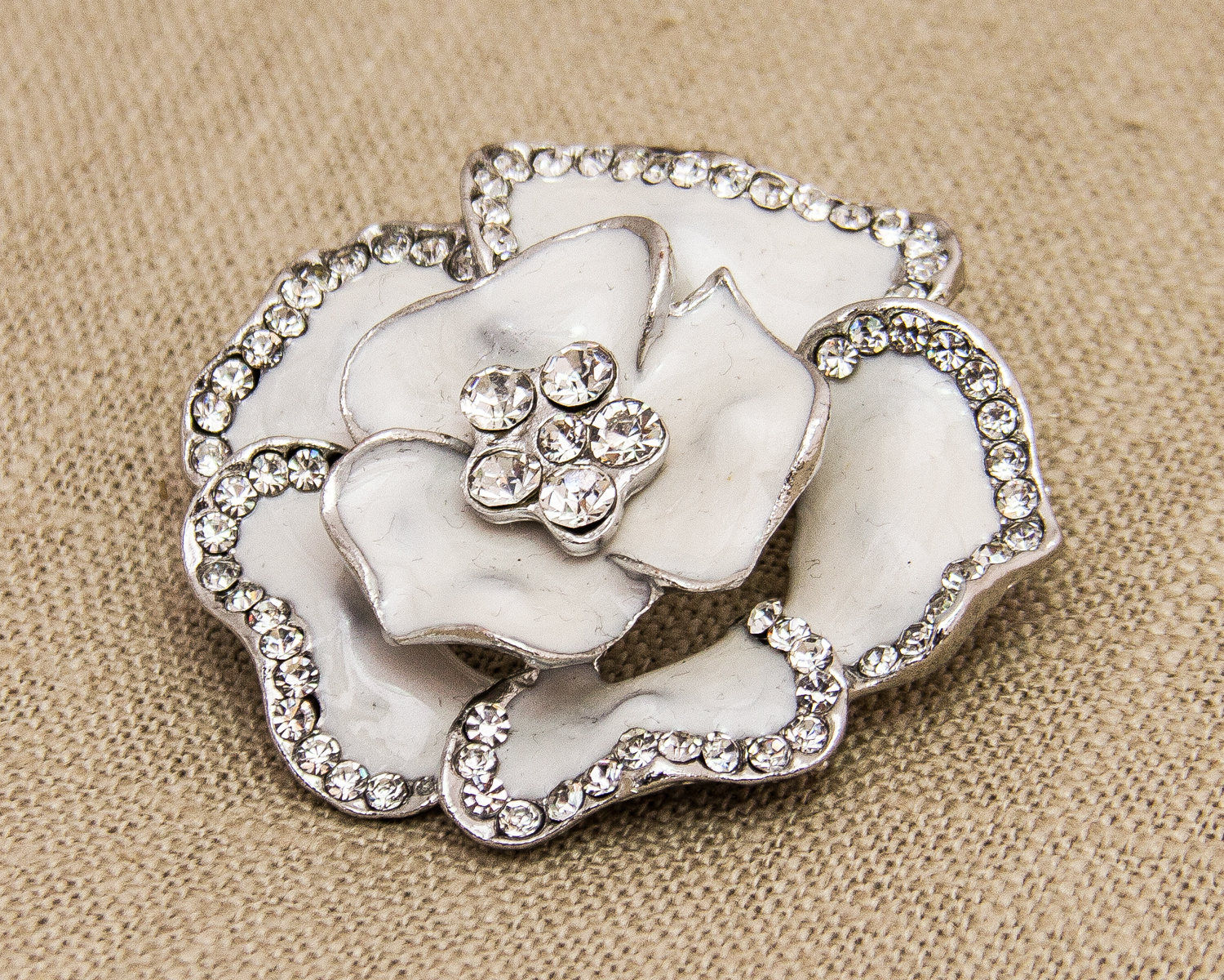 Hochzeit Brosche, Strass Kristall Brosche Für Brautstrauß, Braut Schärpe Pin, Zubehör, Hochzeitsschmuck Hochzeit Brosche, Strass Kristall Brosche Für Brautstrauß, Braut Schärpe Pin, Zubehör, Hochzeitsschmuck von DIYBrideBoutique
