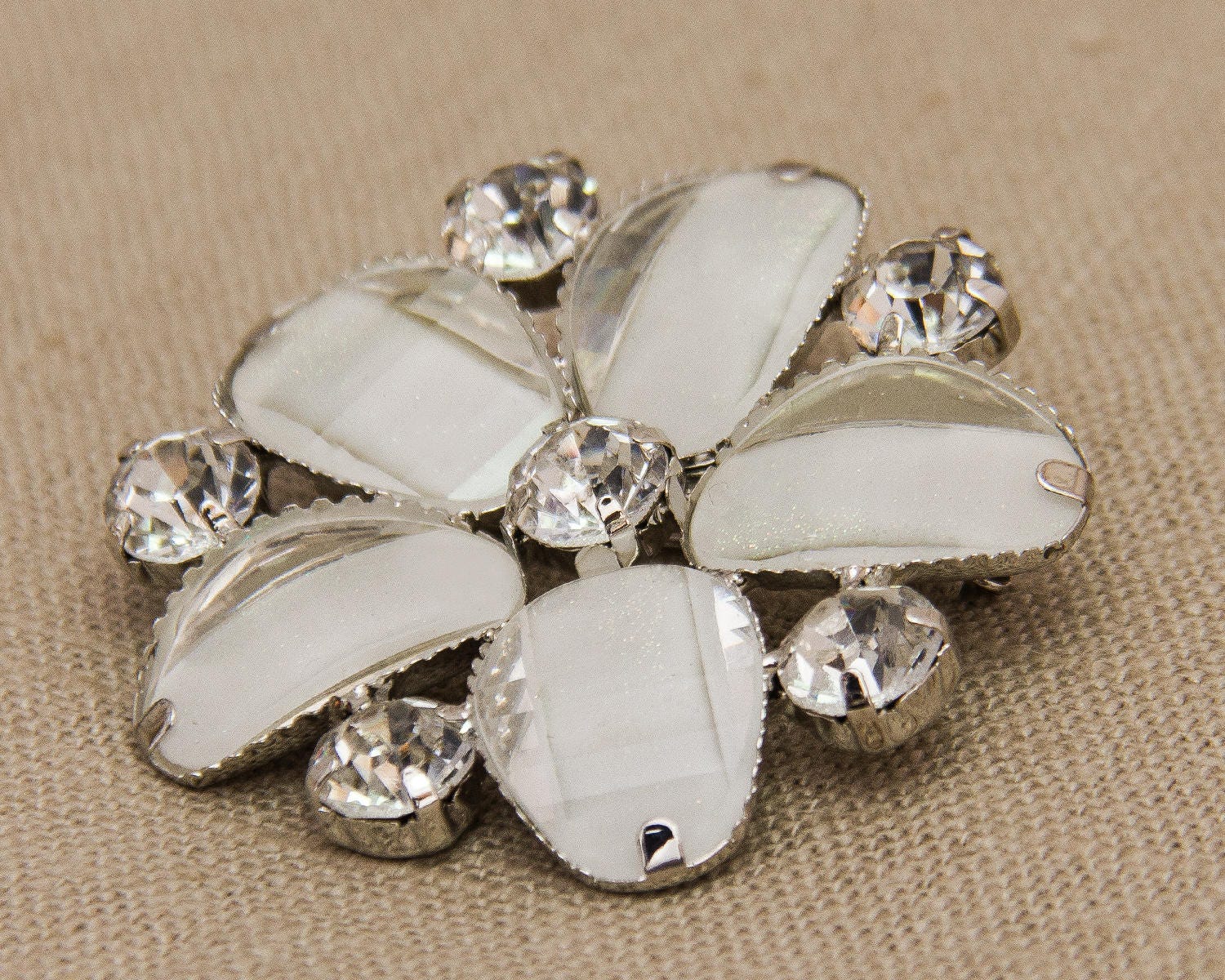 Hochzeit Brosche Strass Kristall Braut von DIYBrideBoutique