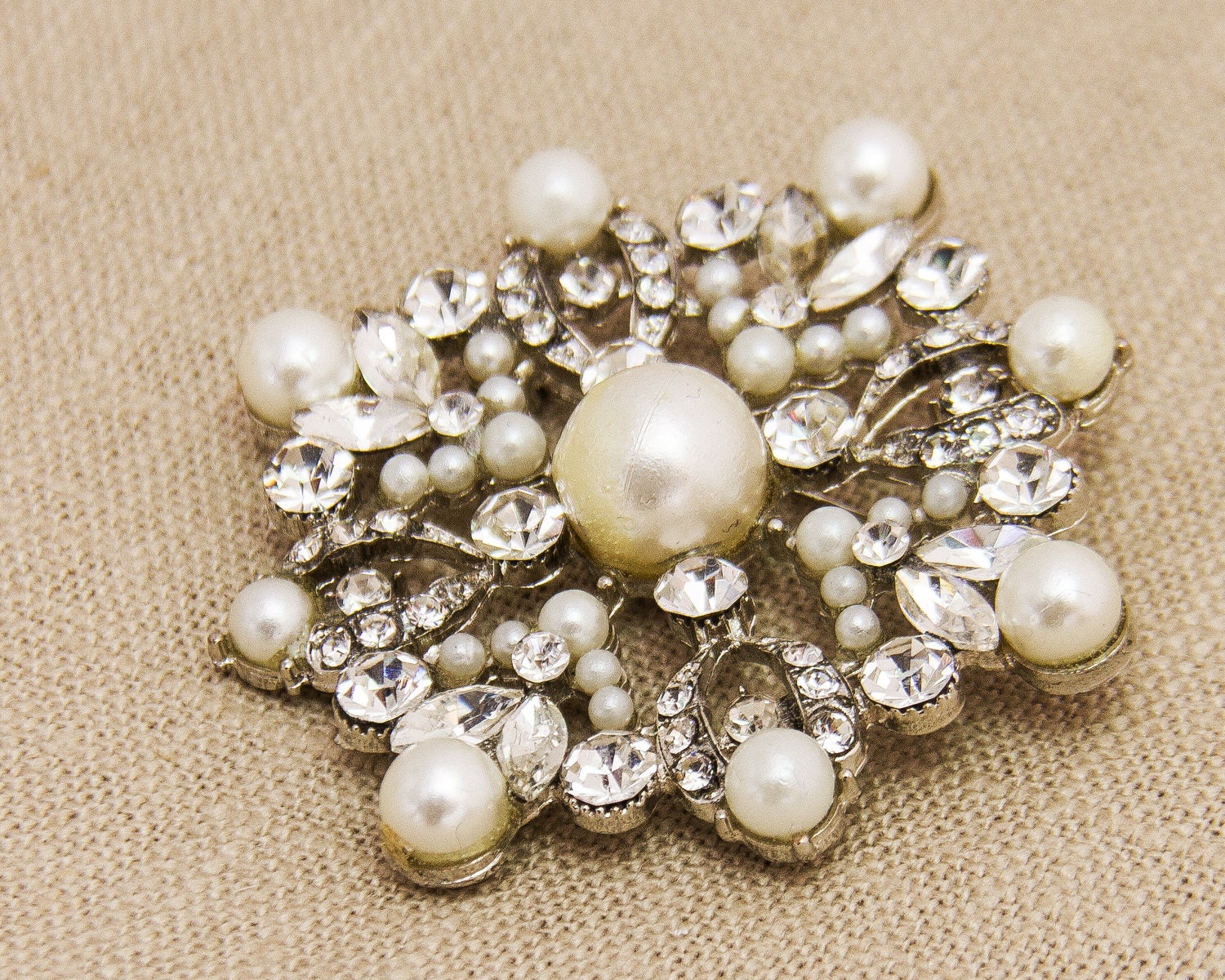 Hochzeit Perle Brosche Große Strass Aussage Broka Braut von DIYBrideBoutique