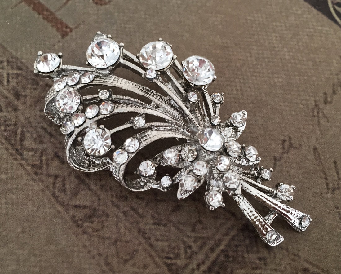 strass-Brosche, Kristallbrosche, Hochzeits-Brosche, Kristall-Brosche von DIYBrideBoutique