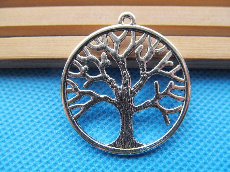 33mmx36mm Antik Silber Ton/Bronze Hohl Filigran Glück Wunsch Baum Des Lebens Runder Verbinder Anhänger Charm/Finding, Diy Accessoire 33mmx36mm Antik Silber Ton/Bronze Hohl Filigran Glück Wunsch Baum Des Lebens Runder Verbinder Anhänger Charm/Finding, Diy Accessoire von DIYLoveOcean