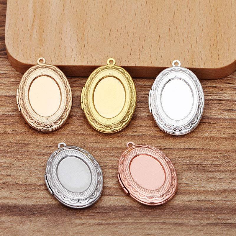 Gut Polieren Antike Bronze/Dunkle Silber Ton Versilbert Oval Filigrane Bilderrahmen Medaillon & Klarglas Cabochon Anhänger Charme Finden Gut Polieren Antike Bronze/Dunkle Silber Ton Versilbert Oval Filigrane Bilderrahmen Medaillon & Klarglas Cabochon Anhänger Charme Finden von DIYLoveOcean