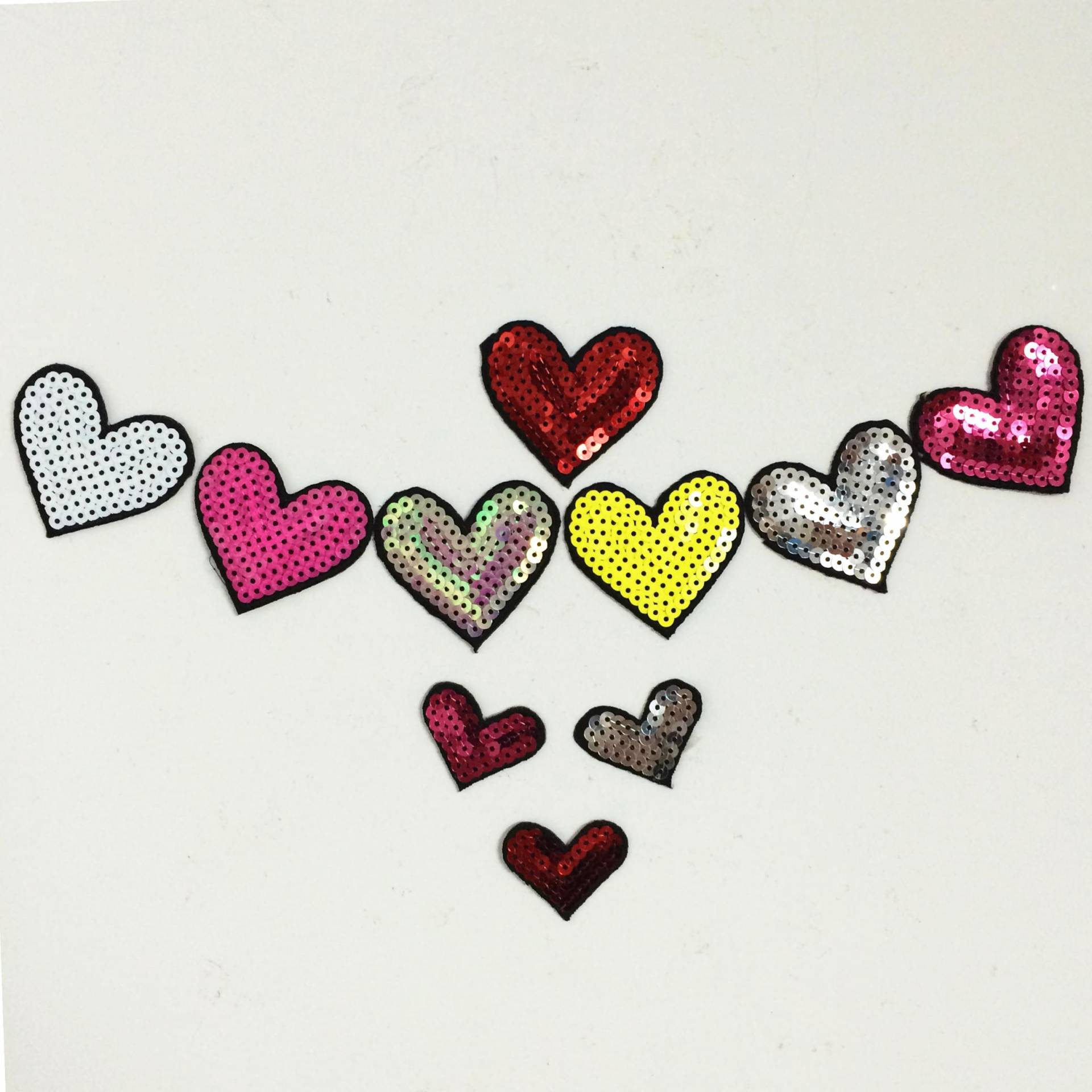 10 Stück Bunte Herzen Pailletten Applikation Patch, Paillette Patch Lieferungen Für Mantel, T-Shirt, Kostüm Dekoration Patches von DIYsharing