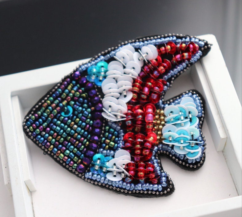 Delikater Stickerei Perlen Fisch Pailletten Applikation Patch, Patch Lieferungen Für Mantel, T-Shirt, Kostüm Dekorative Applikationen Patches von DIYsharing