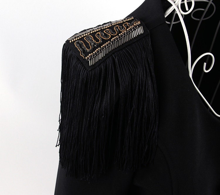 Ein Paar Schwarze Lange Quasten Epaulet, Handgemachte Schulterpolster, Goldnieten Schulter Dekoration Schulterklappen, Verschönerung, Schulterklappen von DIYsharing