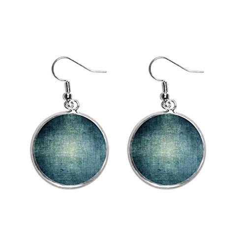 Modell aus dunklem Metall ohne raue Textur. Ohrring aus Silber., Keramik Modell aus dunklem Metall ohne raue Textur. Ohrring aus Silber., Keramik von DIYthinker