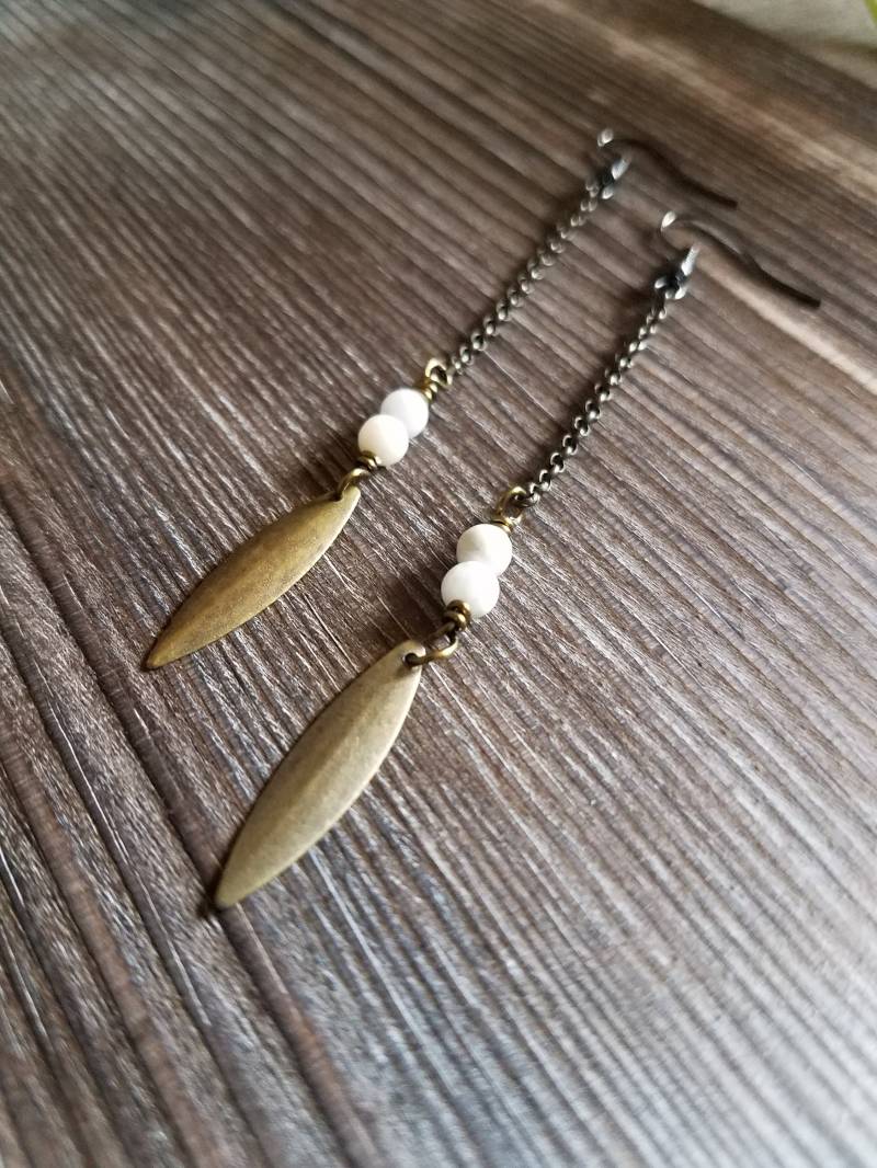 Boho Inspirierte Hängeohrringe/Kupfer Und Weiße Ohrringe Kettenohrringe Geschenke Für Sie Boho Inspirierte Hängeohrringe/Kupfer Und Weiße Ohrringe Kettenohrringe Geschenke Für Sie von DMAesqHandmade