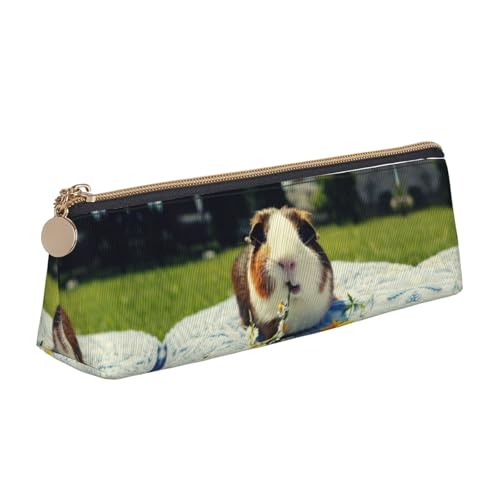 DNBCLEZK Federmäppchen mit Meerschweinchen, niedlich, dreieckig, aus Leder, hochwertiger glatter Reißverschluss, langlebiger Metallabzieher, vollständiger Druck, Designer-Schreibwaren-Organizer für von DNBCLEZK