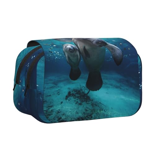Indian Manatees Doppelschichtiges Flip-Top-Federmäppchen, großes Fassungsvermögen, Organizer für 50 Stifte, strapazierfähiges Polyester, Schreibwaren-Halter für Schule, Kunstreisen (Allover-Druck) von DNBCLEZK