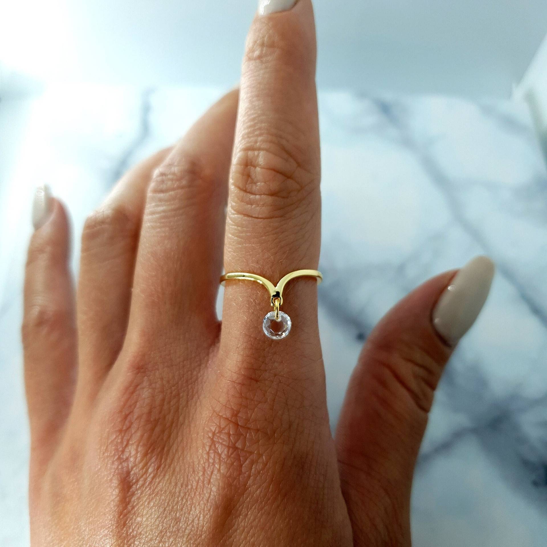 Weißer Kristall Ring, 925 Silber 14K Vergoldet Handgefertigter Minimaler Stapel Blogger Einfacher Unisex Eleganter Boho Schmuck von DOHMANSTONE