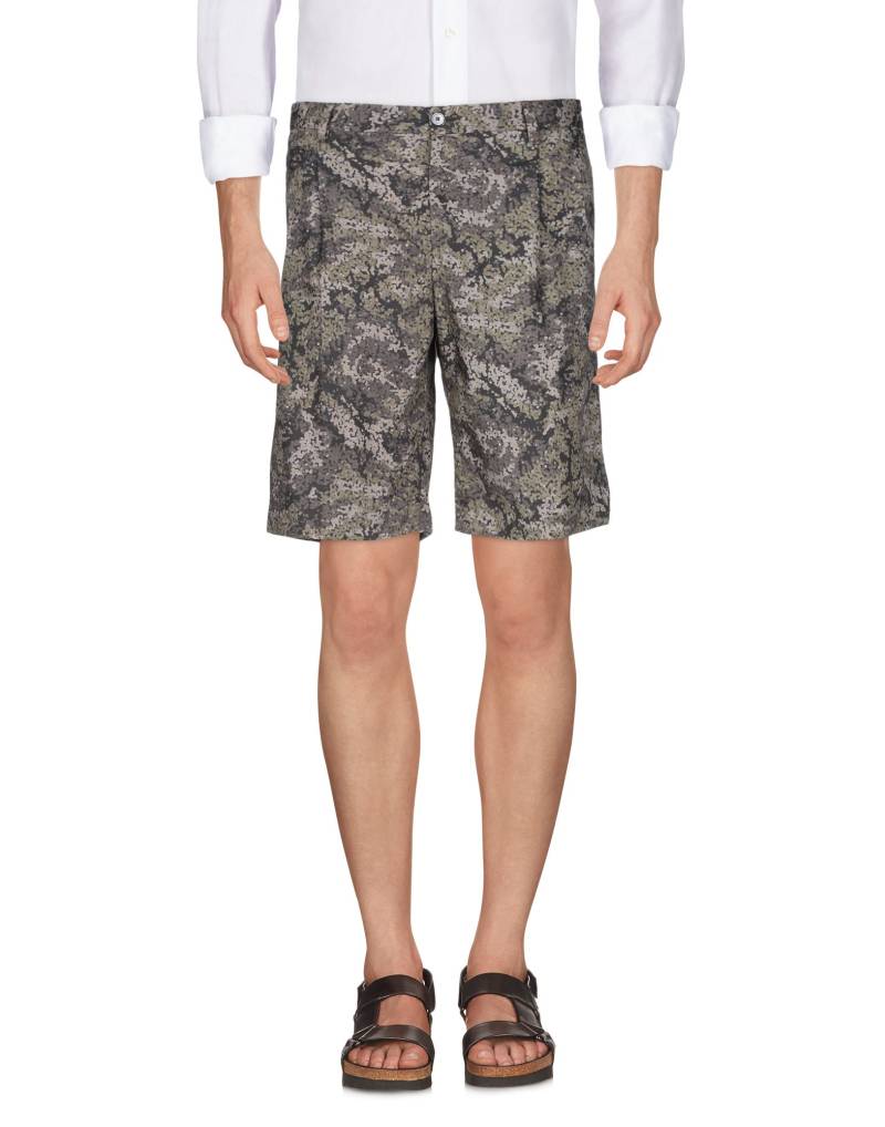 DOLCE&GABBANA Shorts & Bermudashorts Herren Militärgrün DOLCE&GABBANA Shorts & Bermudashorts Herren Militärgrün von DOLCE&GABBANA