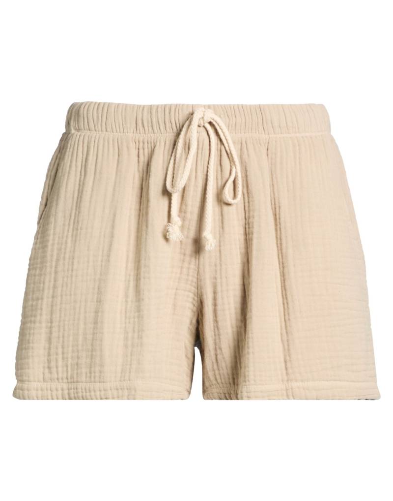 DONNI. Shorts & Bermudashorts Damen Sand von DONNI.