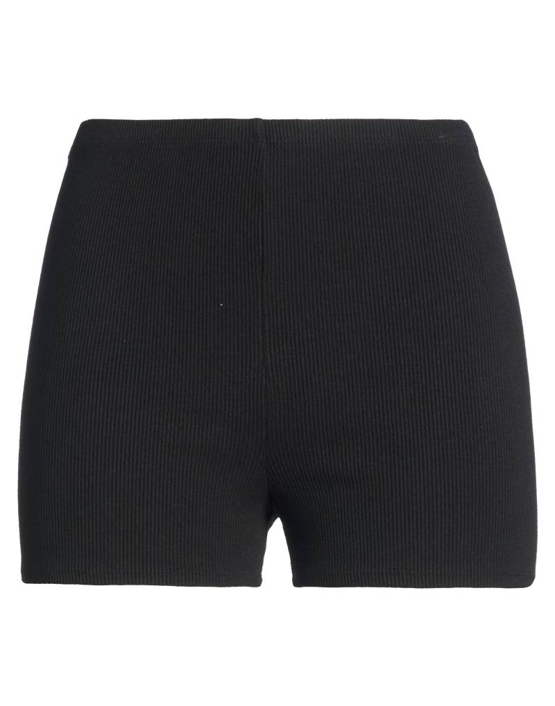 DONNI. Shorts & Bermudashorts Damen Schwarz von DONNI.