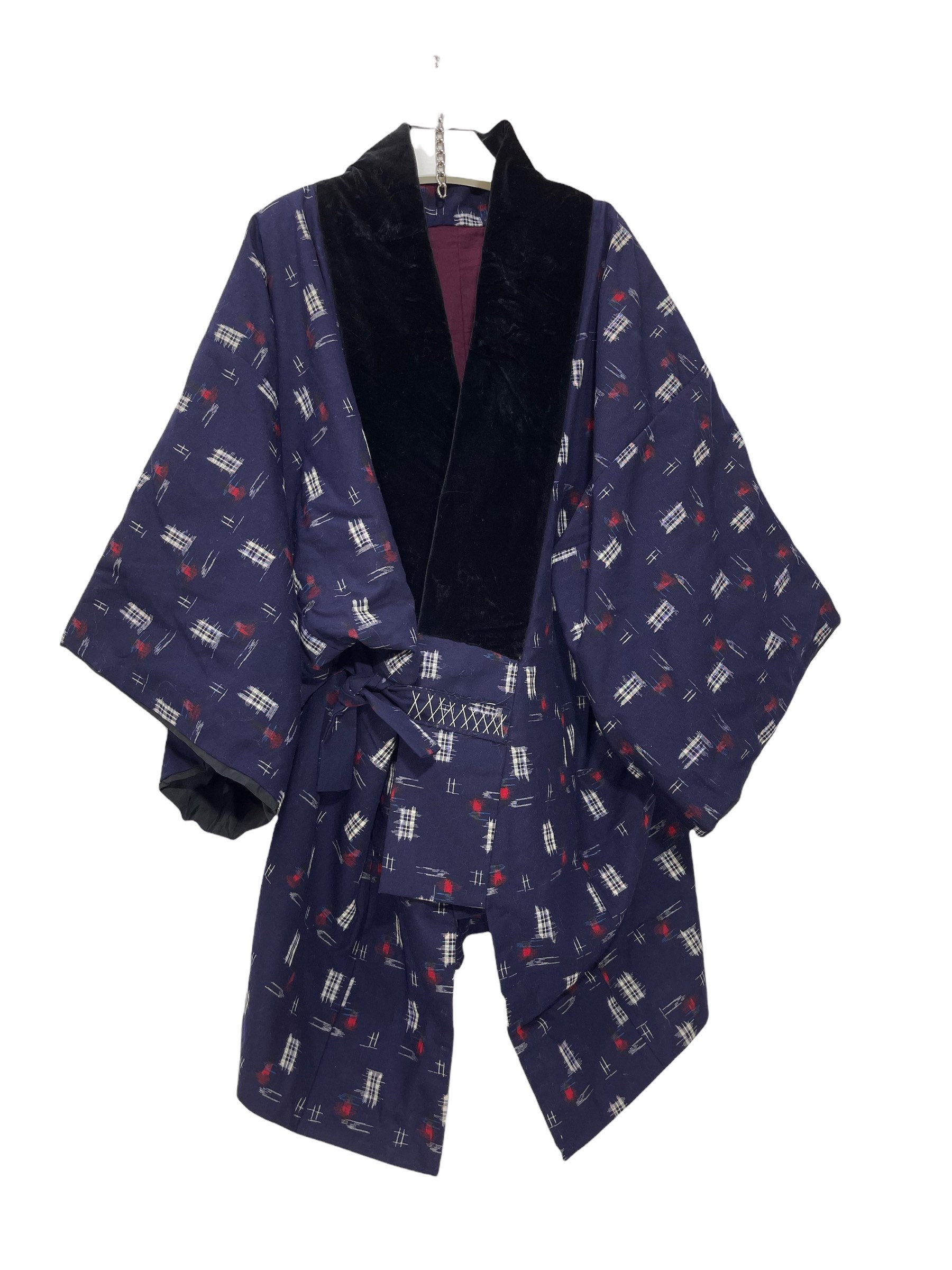 Made in Japan Vintage Hanten Wolle Navy Jacke Polsterung Wattierte Voll Kasuri Muster Handgemachte Kordelzug Kimono Robe Warme Winterjacke von DONPACINO