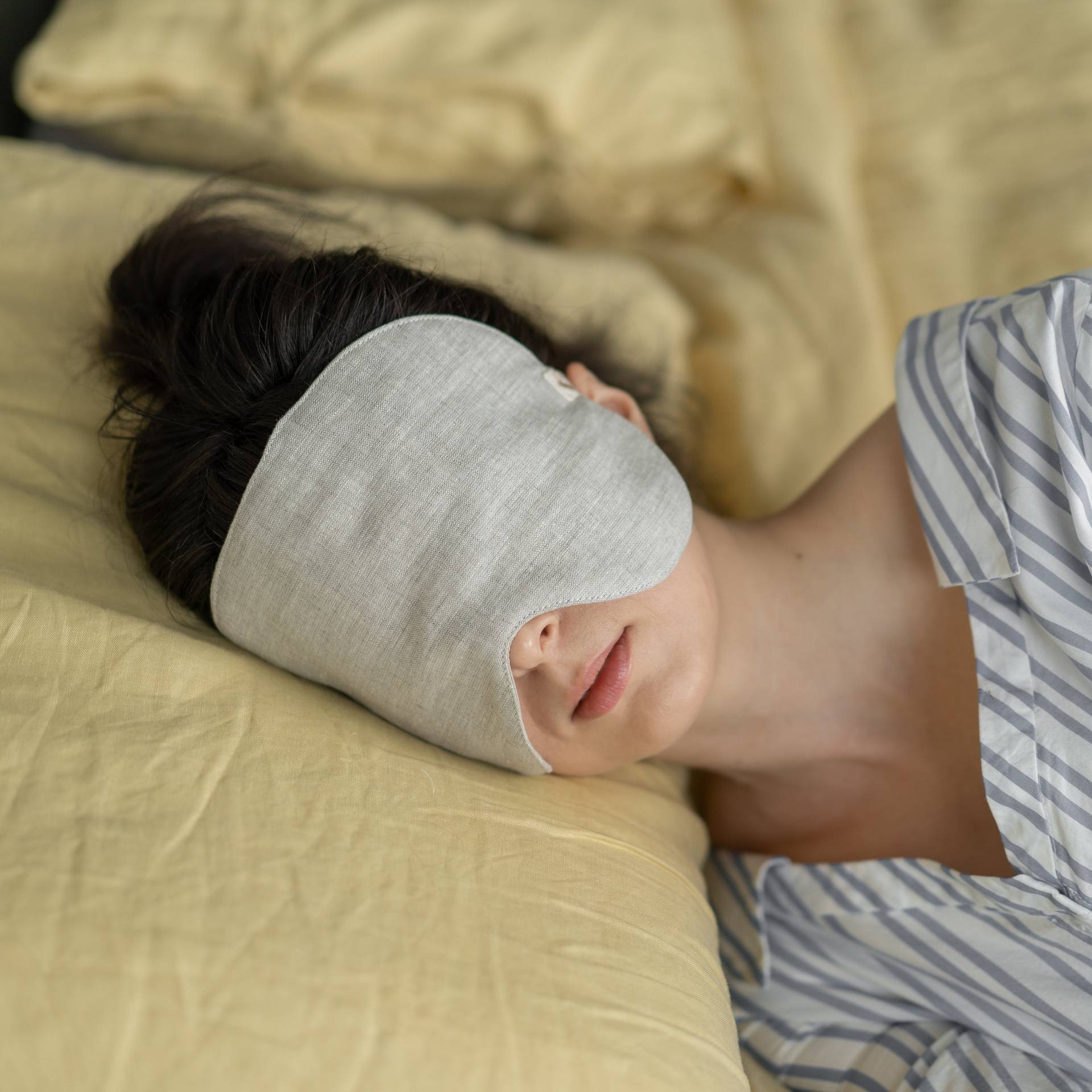 Übergroße Leinen-Augen-Schlafmaske Oeko-Tex Standard Augenmaske Verstellbarer Riemen Reise-Meditation Geschenk Frau Mann Übergroße Leinen-Augen-Schlafmaske Oeko-Tex Standard Augenmaske Verstellbarer Riemen Reise-Meditation Geschenk Frau Mann von DORMIKID