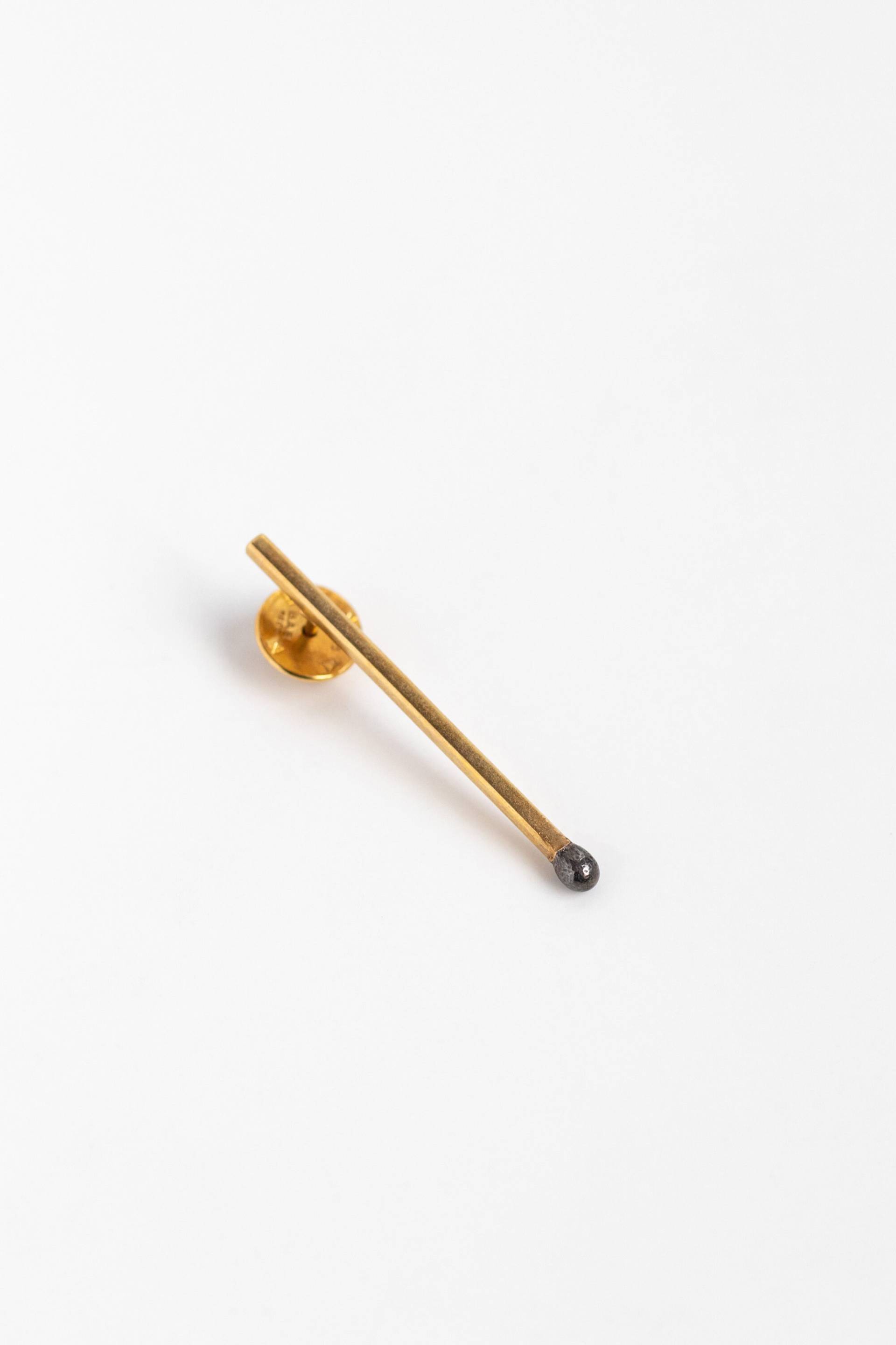 Goldene Streichholz Pin Brosche. Unbeleuchtet Perfect Match. Passend Zu Schmuck Handgemacht Aus 24K Vergoldetem Sterling Silber. Einzelstück von DOSADORNMENTS
