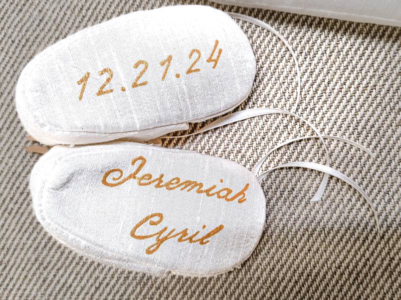 Personalisierung - Aufschreibung Auf Dottiki's Booties von DOTTIKI