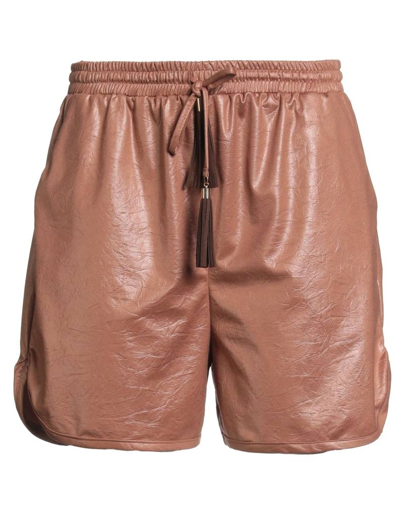 DOUBLE C Shorts & Bermudashorts Damen Lederfarben von DOUBLE C