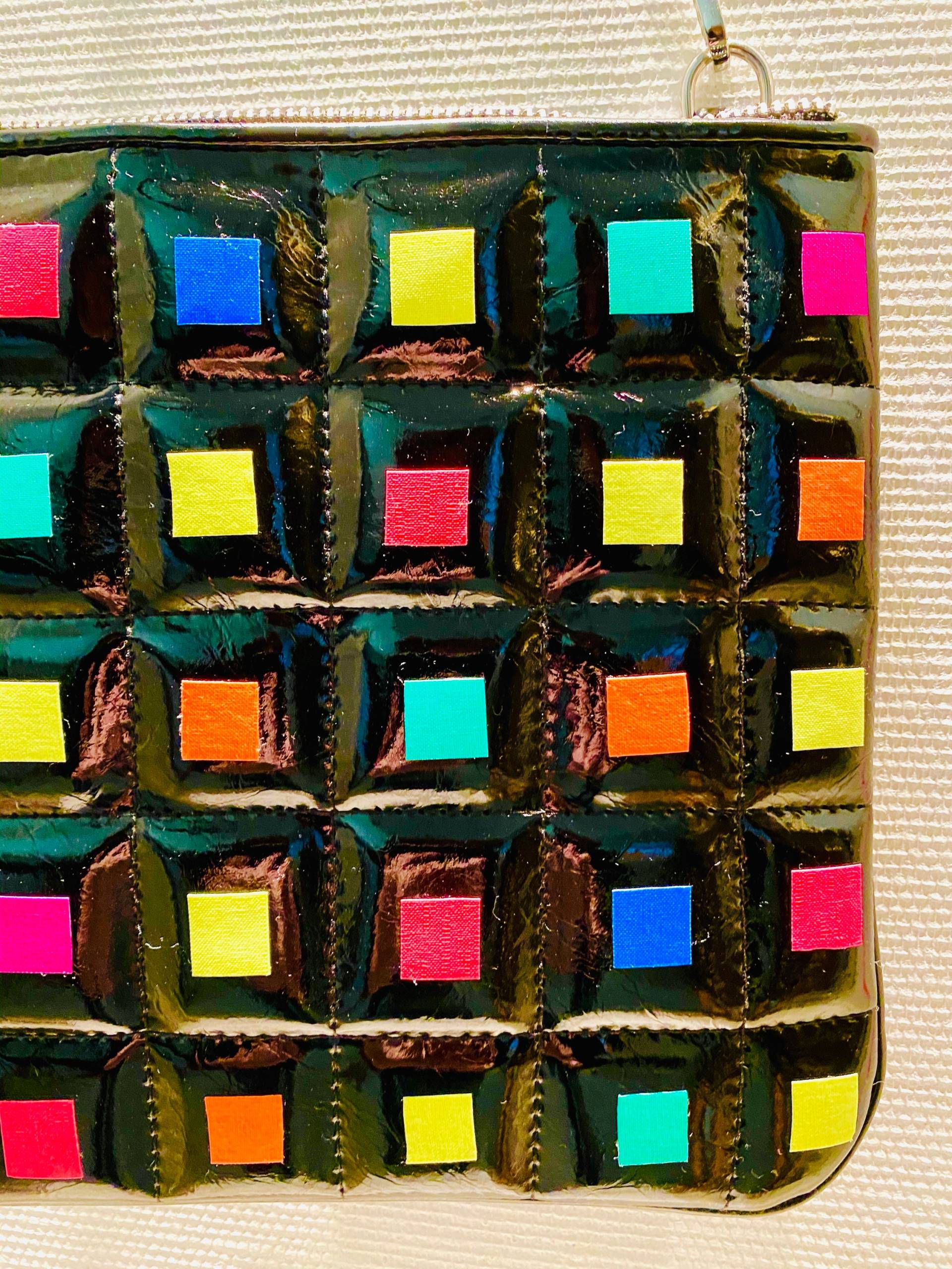 Neon-Clutch von DOYOULIKEITTOOdesign