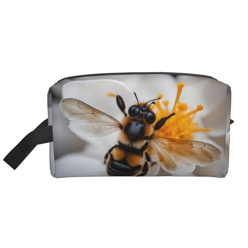 DRTGEDS Bee On Honeycomb Kulturbeutel für Herren, tragbare Reise-Kulturbeutel, Rasiertasche, kleine Tasche, Biene auf Wabenstruktur, Einheitsgröße von DRTGEDS