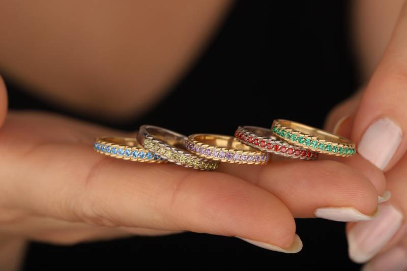 Regenbogen Geburtsstein Stapelbare Halbringe Personalisierte Familie Rose Gold Filled Band Einfaches Erinnerungsstück Für Mama Mutter Frau von DSJewelryUS