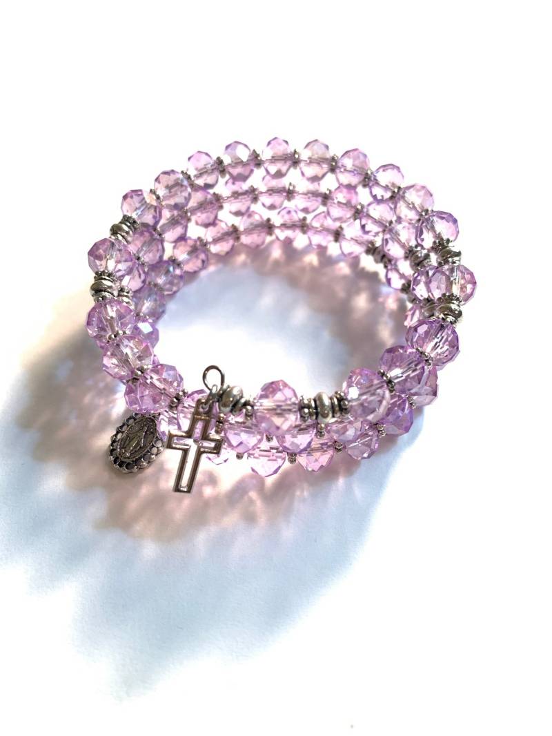 Lavendel Glas Bead Rosenkranz Armband Silber Kreuz Wickelarmband Lavendel Glas Bead Rosenkranz Armband Silber Kreuz Wickelarmband von DSMRosaries