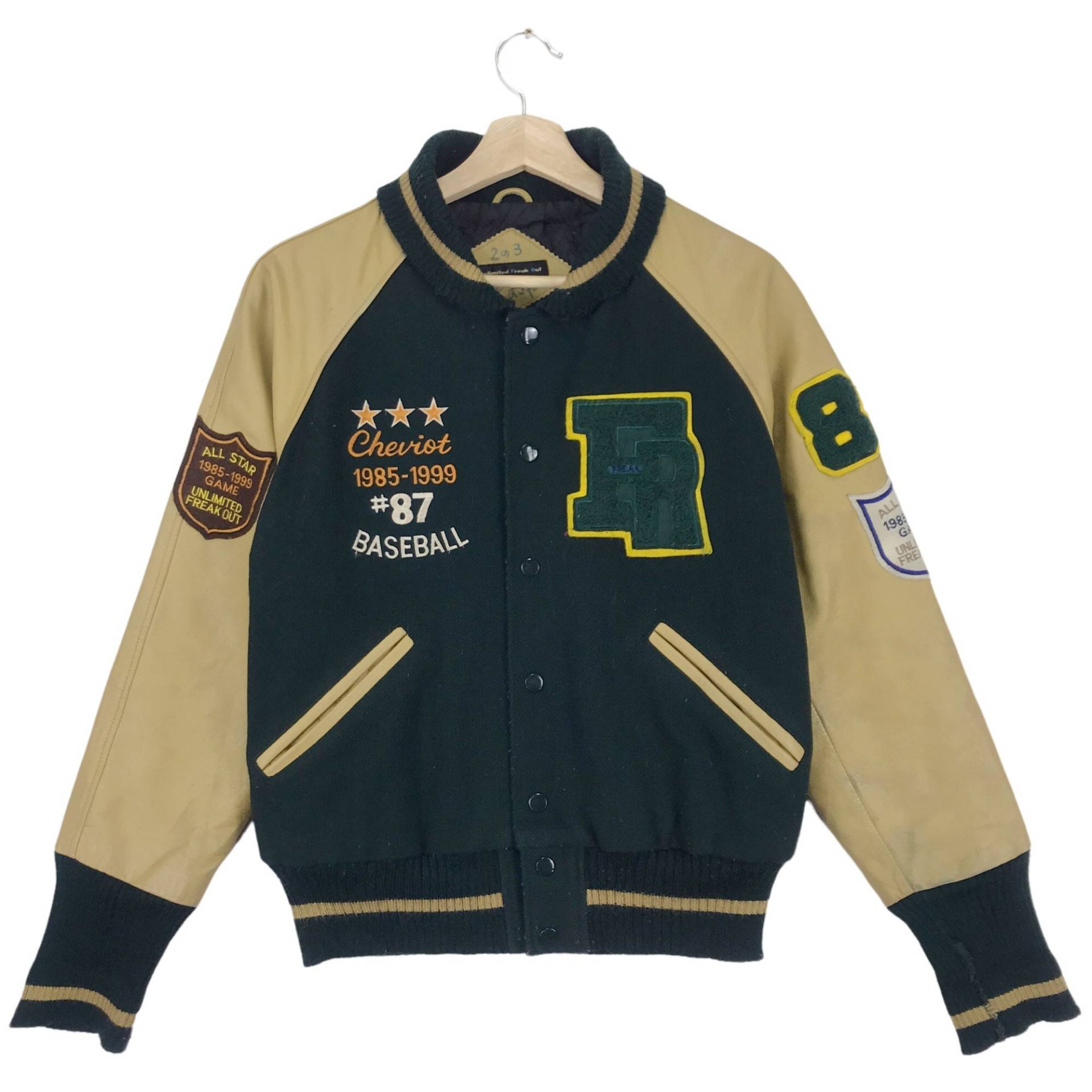 Vintage Cheviot Hill Baseball Letterman Jacke Wolle/Leder Patches Logo Varsity Größe Medium von DTHREESTORE