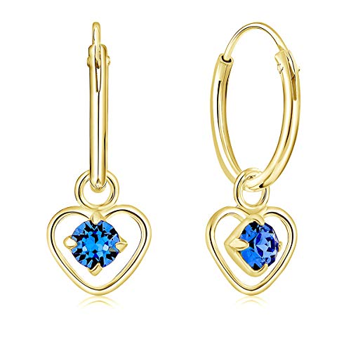 DTPsilver® KLEINE Creolen Ohrringe 925 Sterling Silber Gelb Vergoldet mit 3 mm Swarovski® Elements Kristall - Herzform - Mädchen - Dicke 1.2 mm - Durchmesser 12 mm - Farbe : Blauer Saphir von DTPsilver