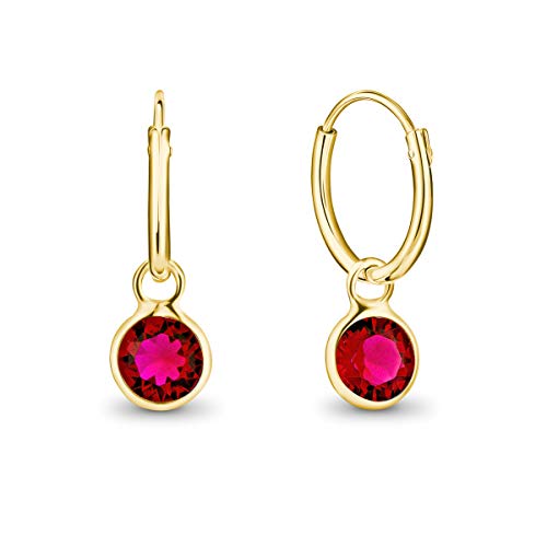 DTPsilver® KLEINE Creolen Ohrringe 925 Sterling Silber Gelb Vergoldet mit Swarovski® Elements Kristall Rund - Mädchen - Dicke 1.5 mm - Durchmesser 14 mm - Farbe : Rubin von DTPsilver
