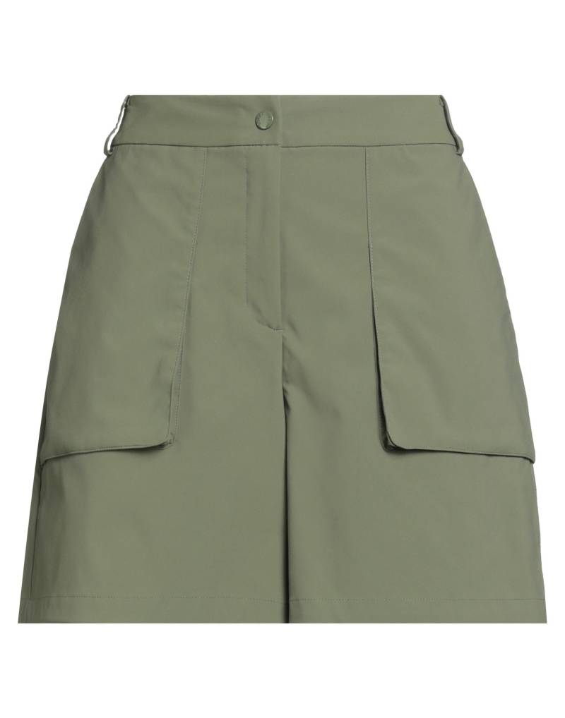 DUVETICA Shorts & Bermudashorts Damen Militärgrün von DUVETICA
