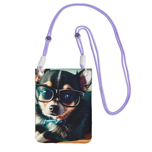 DUWAA Kleine Umhängetasche für Damen, Motiv: Chihuahua, mit Brille, trendig, Handy-Geldbörse mit verstellbarem Riemen, für Wandern und Reisen, Violett, Einheitsgröße DUWAA Kleine Umhängetasche für Damen, Motiv: Chihuahua, mit Brille, trendig, Handy-Geldbörse mit verstellbarem Riemen, für Wandern und Reisen, Violett, Einheitsgröße von DUWAA