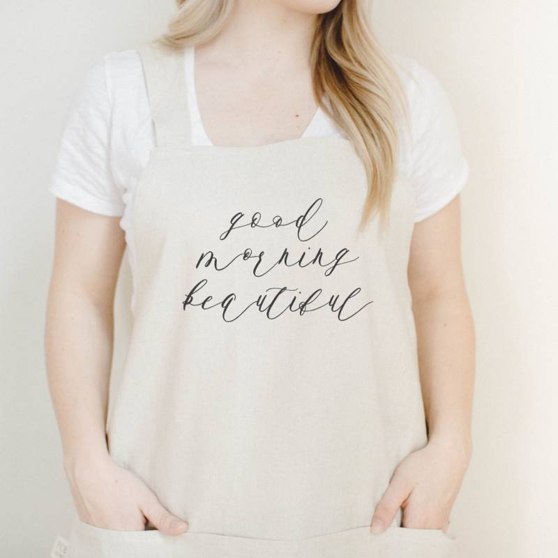 Schürze - Guten Morgen Schön, Geschenk, Einweihungsgeschenk, Küchendeko, Geschenk Für Mama, Mama Schürze - Guten Morgen Schön, Geschenk, Einweihungsgeschenk, Küchendeko, Geschenk Für Mama, Mama von DWELLhomeshoppe