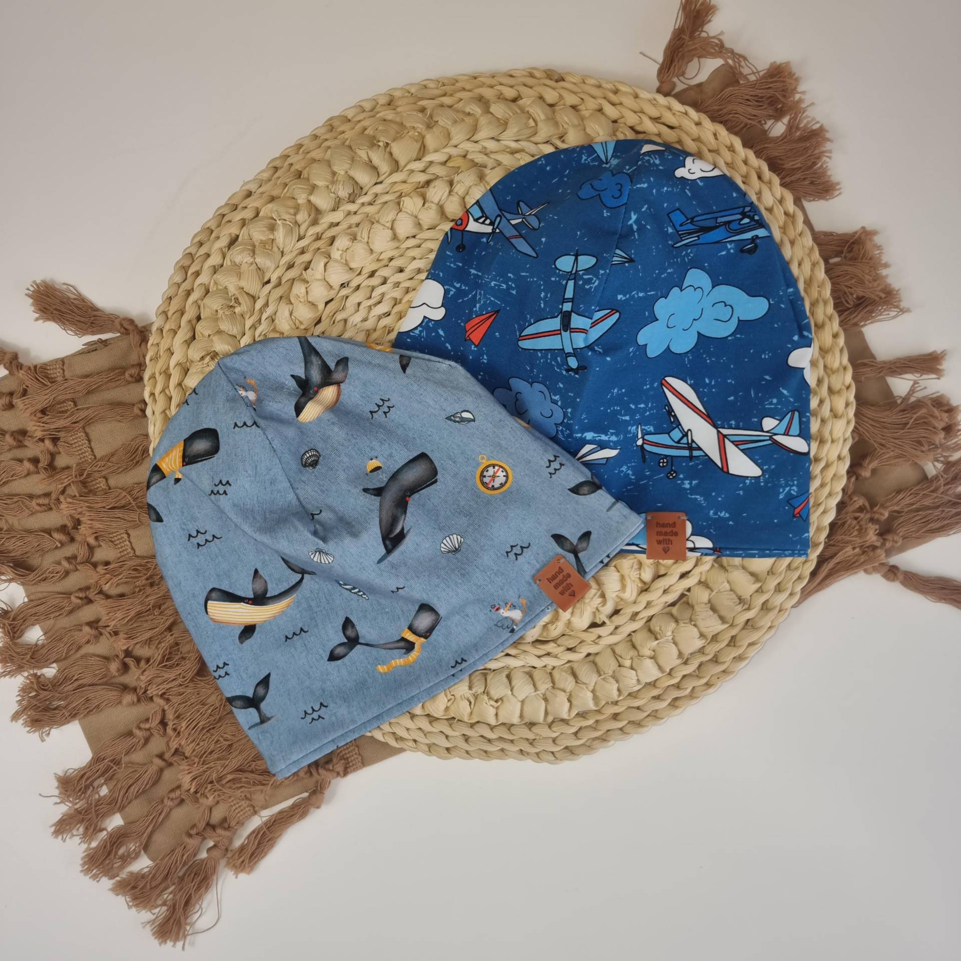 Kindermütze Jersey Mit Flugzeug Oder Wal - Beanie Für Kinder Und Babys Handgemachte Mürze Aus Baumwolljersey von DaLeAnncreative