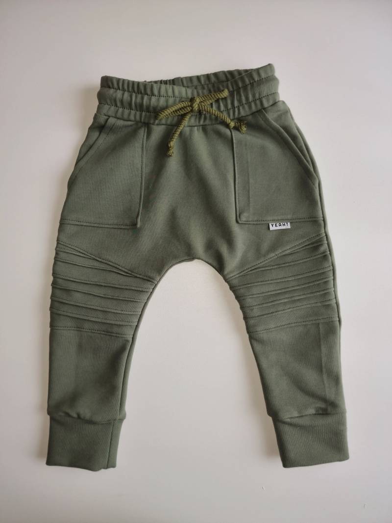 Sweathose Kinder Baggy/ Jogger Verschiedene Farben Unisex Kinderhose 56 - 104 von DaLeAnncreative