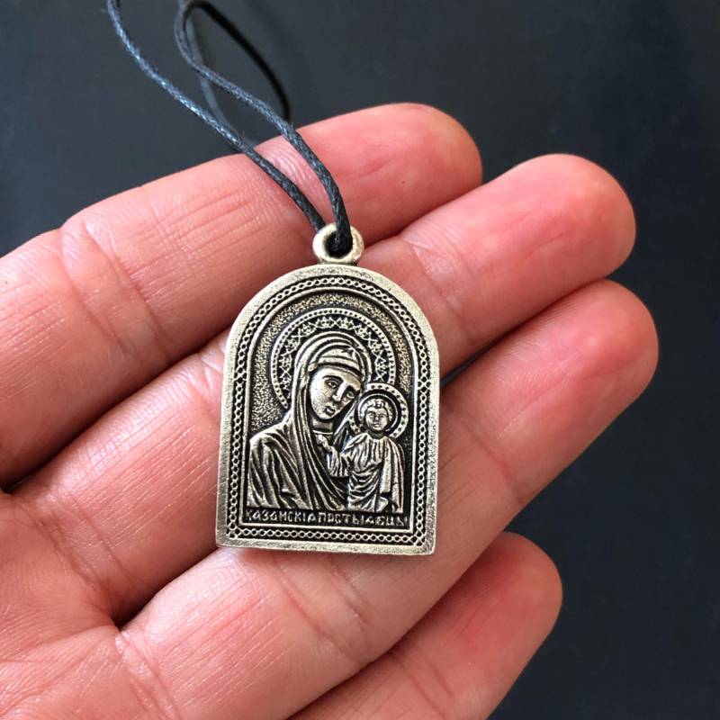 Jungfrau Von Kasan Anhänger. Unsere Liebe Frau Religiöse Ikonen-Halsketten. Devotionalie Schmuck Jungfrau Von Kasan Anhänger. Unsere Liebe Frau Religiöse Ikonen-Halsketten. Devotionalie Schmuck von DaLeeShop