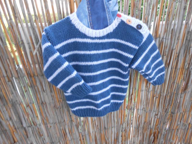 Babypullover Mit Streifen von DaLinea