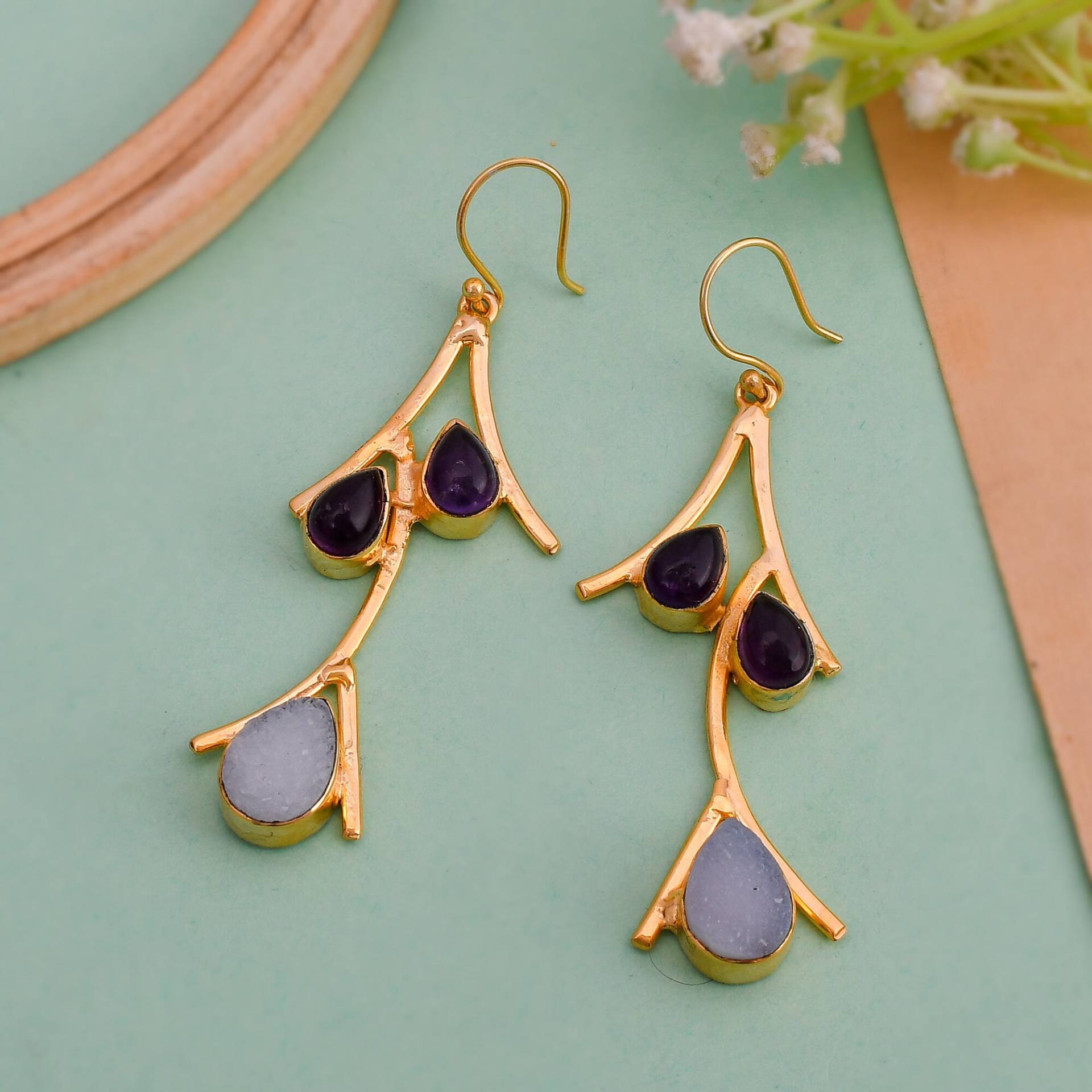 Amethyst Ohrringe, Lange Dangler Pear Shape Weiße Druzy Gold Vermeil Handgemachte Messing Geschenk von Daanijewels