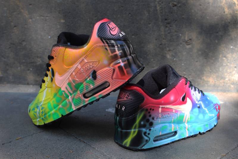 Custom Airbrush Painted Nike Air Max 90 Crazy Funky Colours Unikat Art von DacCrewAirbrush