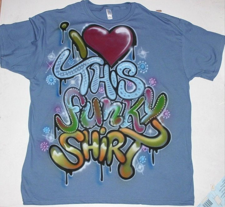 Designer Airbrush T-Shirt Graffiti Lettering On Request Individually Customized Fashion Style Designer Airbrush T-Shirt Graffiti Lettering On Request Individually Customized Fashion Style von DacCrewAirbrush