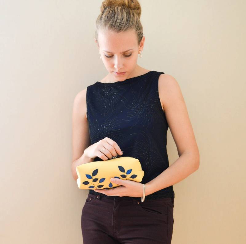 Gelbes Federmäppchen, Nach Maß, Veganes Leder Portemonnaie, Stiftehalter, Vegan Beutel, Stiftehalter Gelbes Federmäppchen, Nach Maß, Veganes Leder Portemonnaie, Stiftehalter, Vegan Beutel, Stiftehalter von DaceLShop