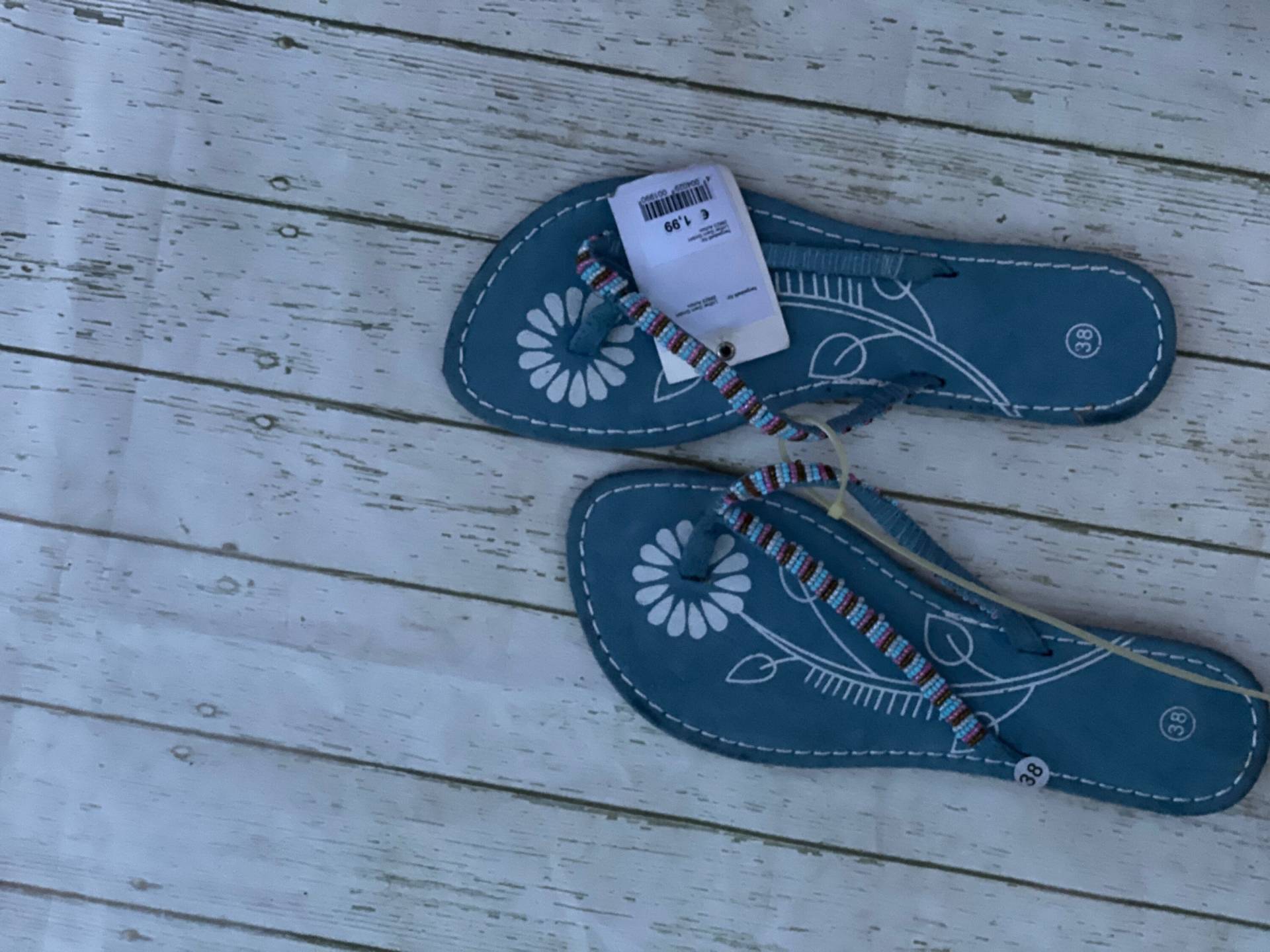 Echtes Wildleder Schuhe Blumen Flip Flops Größe 38 von DadaVintageCom