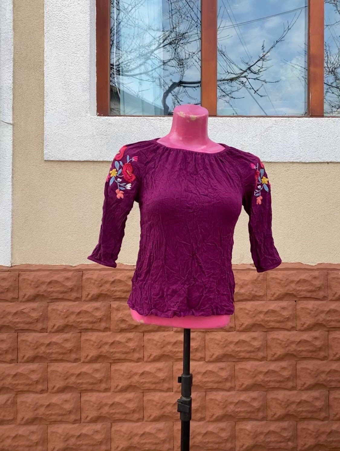 Magenta Bluse, Stickerei, Größe M von DadaVintageCom