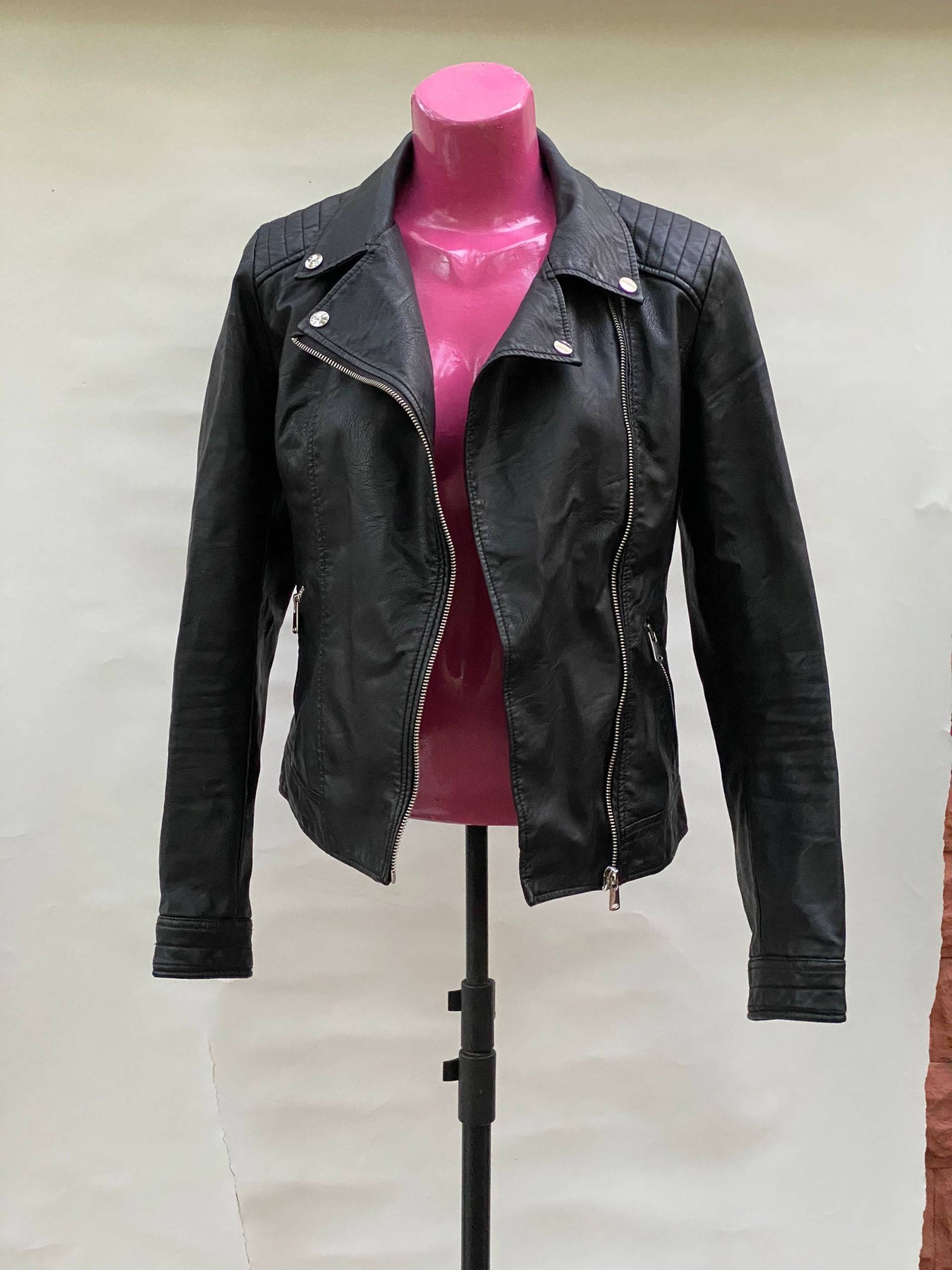 Motorrad Kunstleder Schwarz Neue Jacke, Größe M von DadaVintageCom