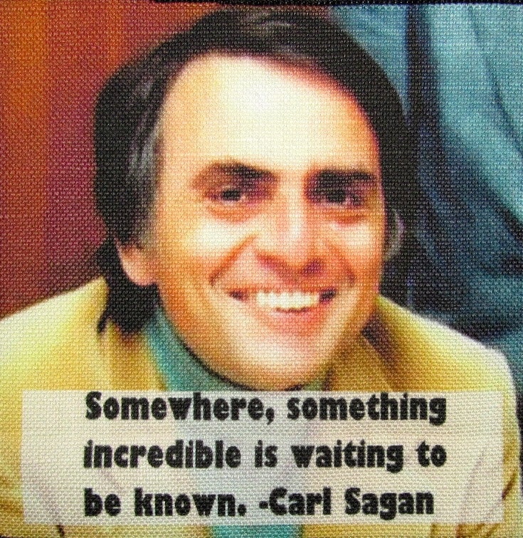 Carl Sagan Quote - Aufnäher Zum Aufnähen Es Gibt Noch Viel Zu Entdecken P230 von DaddyoFattyo
