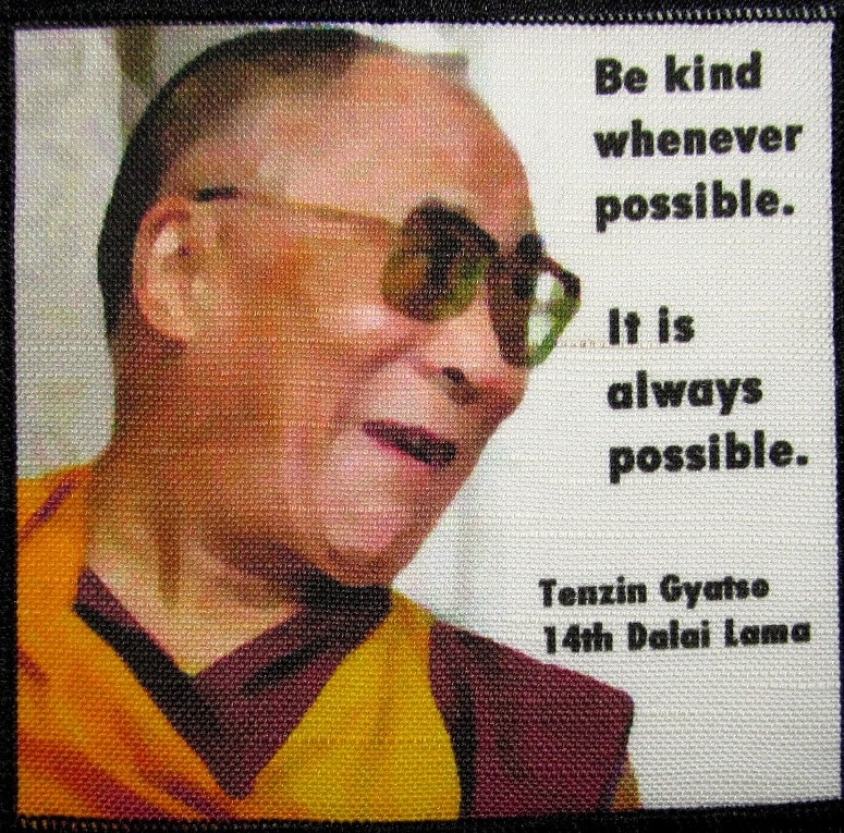 Dalai Lama-Zitat - Gedruckt Patch Annähen Weste, Tasche, Rucksack, Jacke von DaddyoFattyo