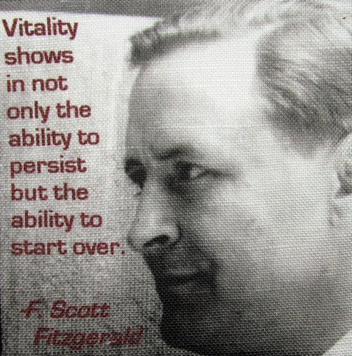 F Scott Fitzgerald Quote - Gedruckter Patch Aufnäher Weste, Tasche, Rucksack, Jacke P408 von DaddyoFattyo