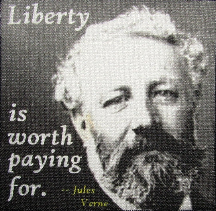 Jules Verne Zitat - Liberty Ist Wertvoll Patch Gedruckt Nähen Auf von DaddyoFattyo