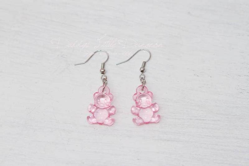 Süße Gummibärchen Ohrhänger - Teddy Bär Klare Kawaii Schmuck Pastel Goth Ohrringe Süße Gummibärchen Ohrhänger - Teddy Bär Klare Kawaii Schmuck Pastel Goth Ohrringe von DaddysLittleDungeon